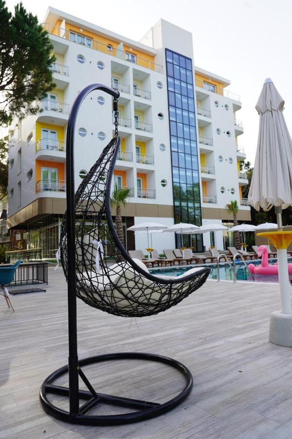 Hotel Monaco & Garden Golem  Dış mekan fotoğraf