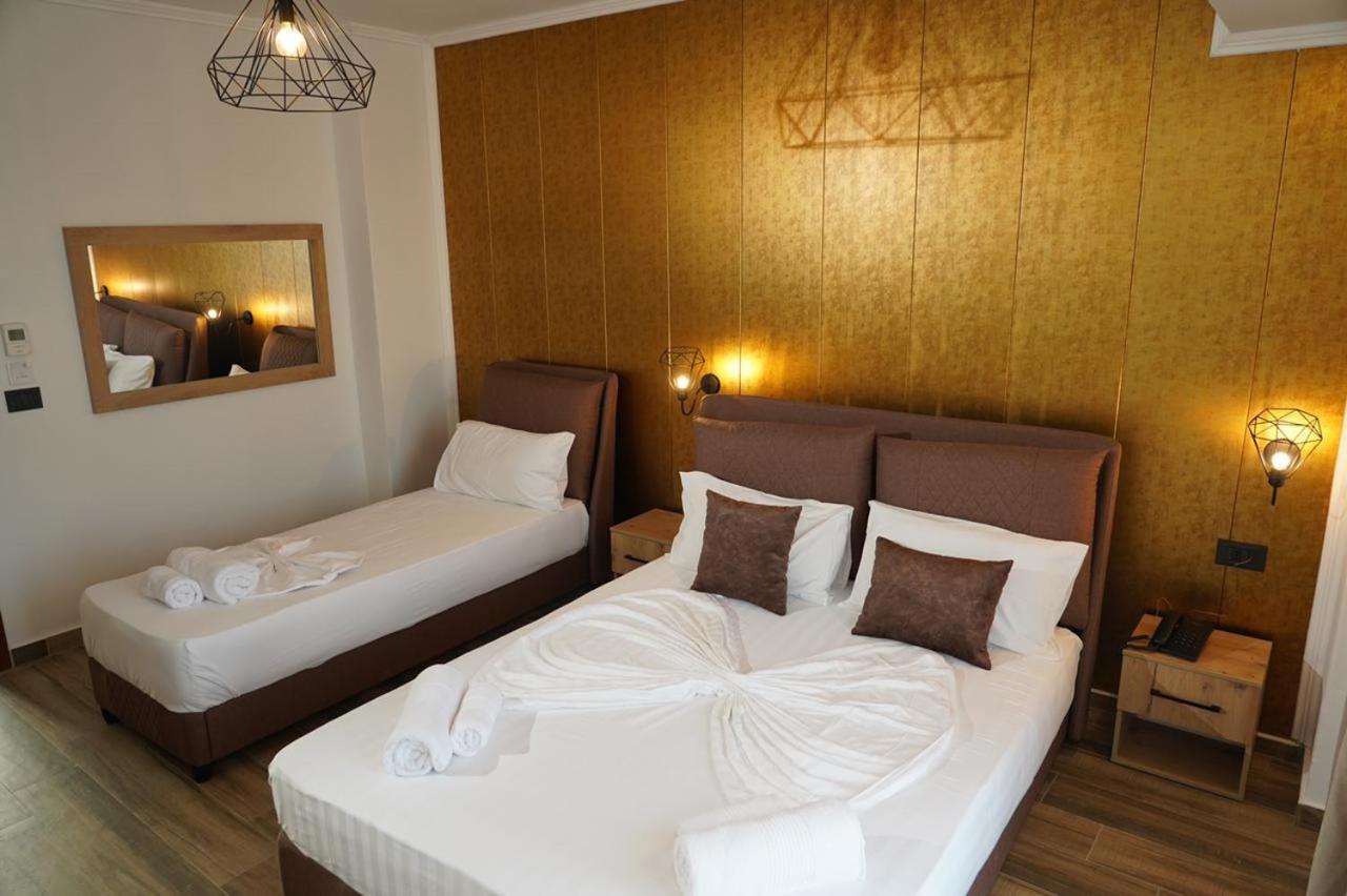 Hotel Monaco & Garden Golem  Dış mekan fotoğraf