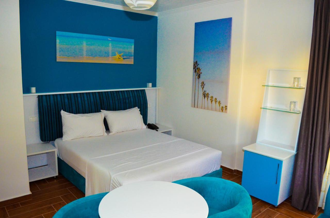 Hotel Monaco & Garden Golem  Dış mekan fotoğraf